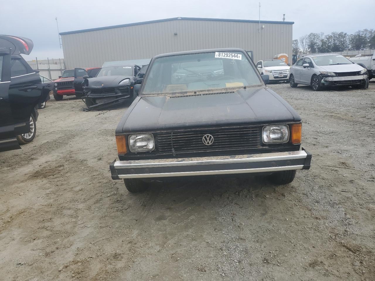 Lot #2989035577 1981 VOLKSWAGEN RABBIT L C