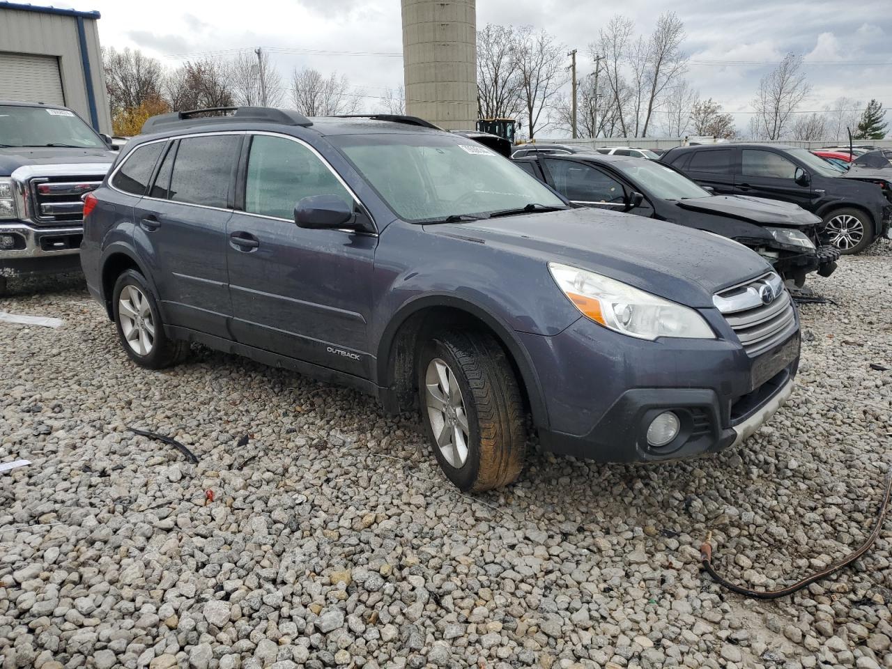 Lot #3041738790 2014 SUBARU OUTBACK 2.