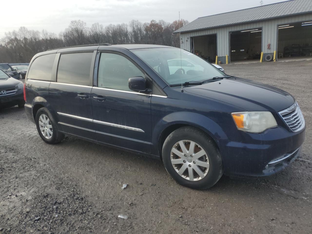 CHRYSLER TOWN & COUNTRY TOURING