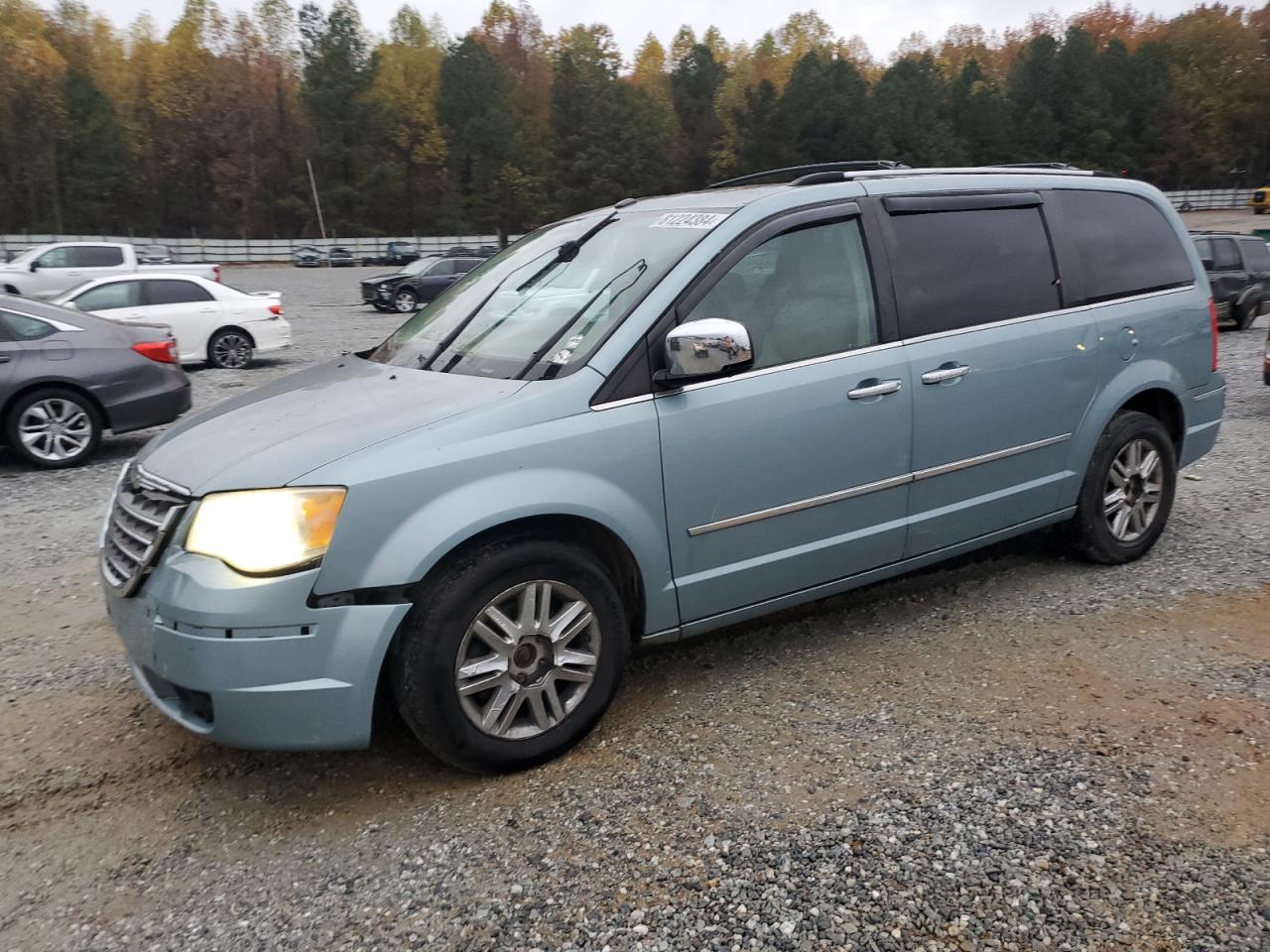 Lot #3009214241 2010 CHRYSLER TOWN & COU