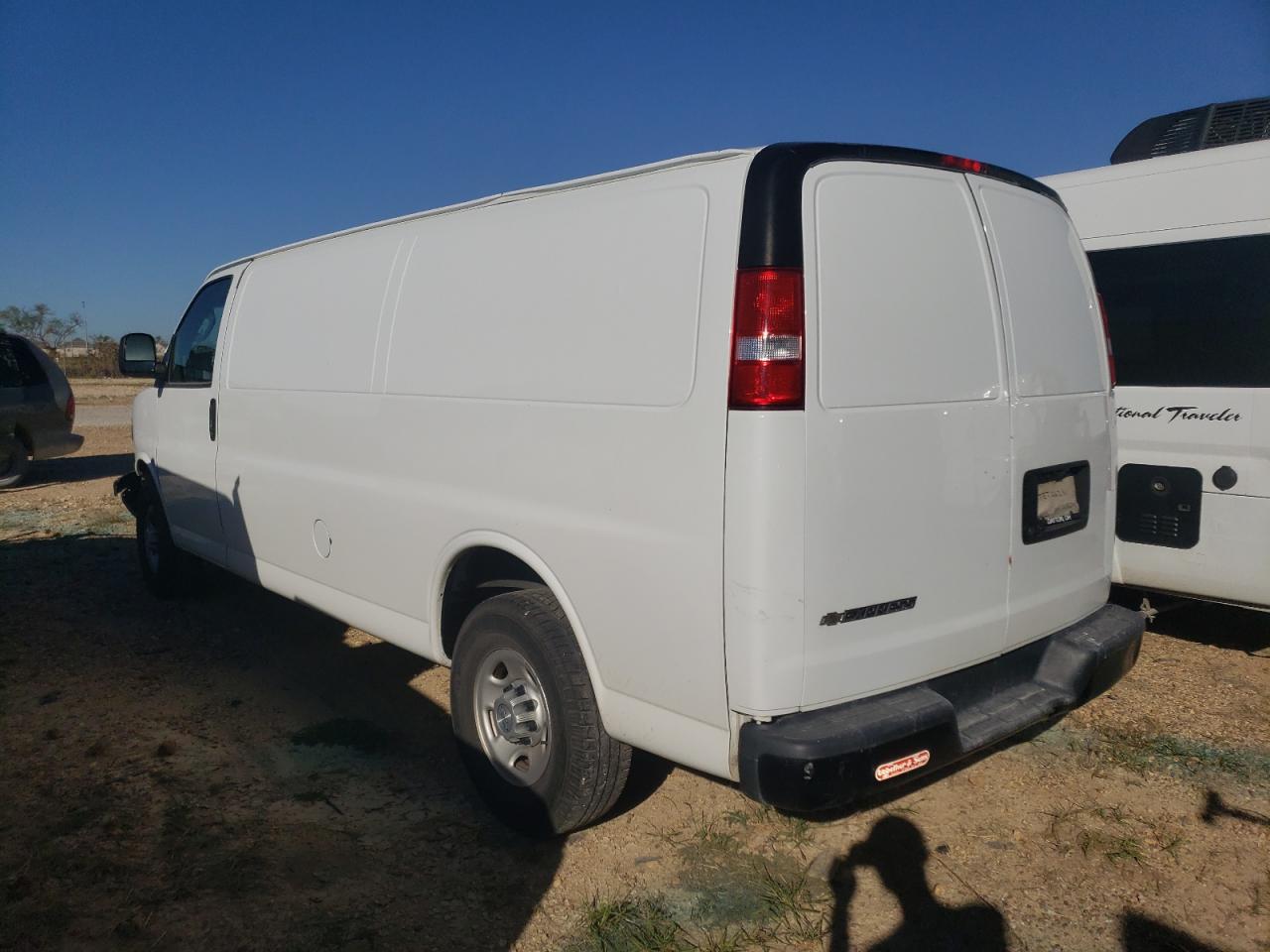 Lot #2994143281 2019 CHEVROLET EXPRESS G2