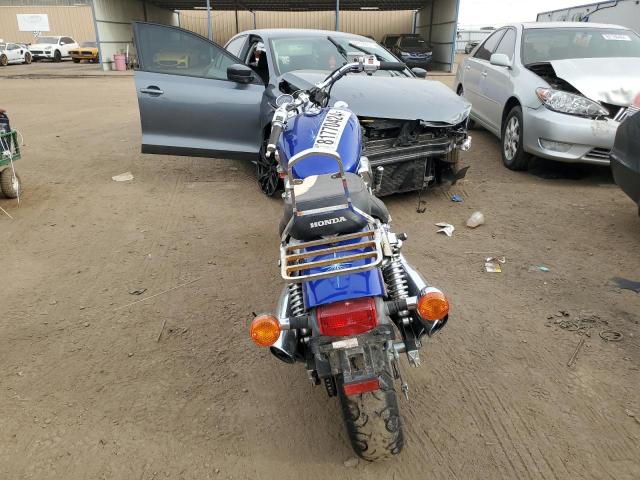 2003 HONDA VF750 C JH2RC430X3M900894