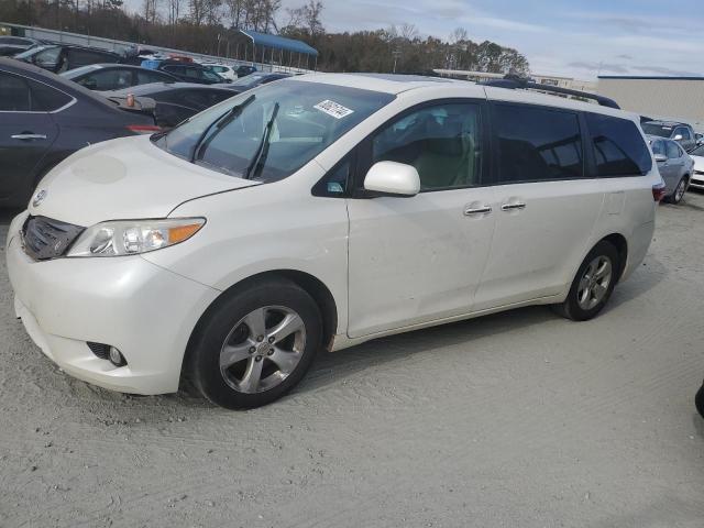 2016 TOYOTA SIENNA XLE - 5TDYK3DC8GS764608