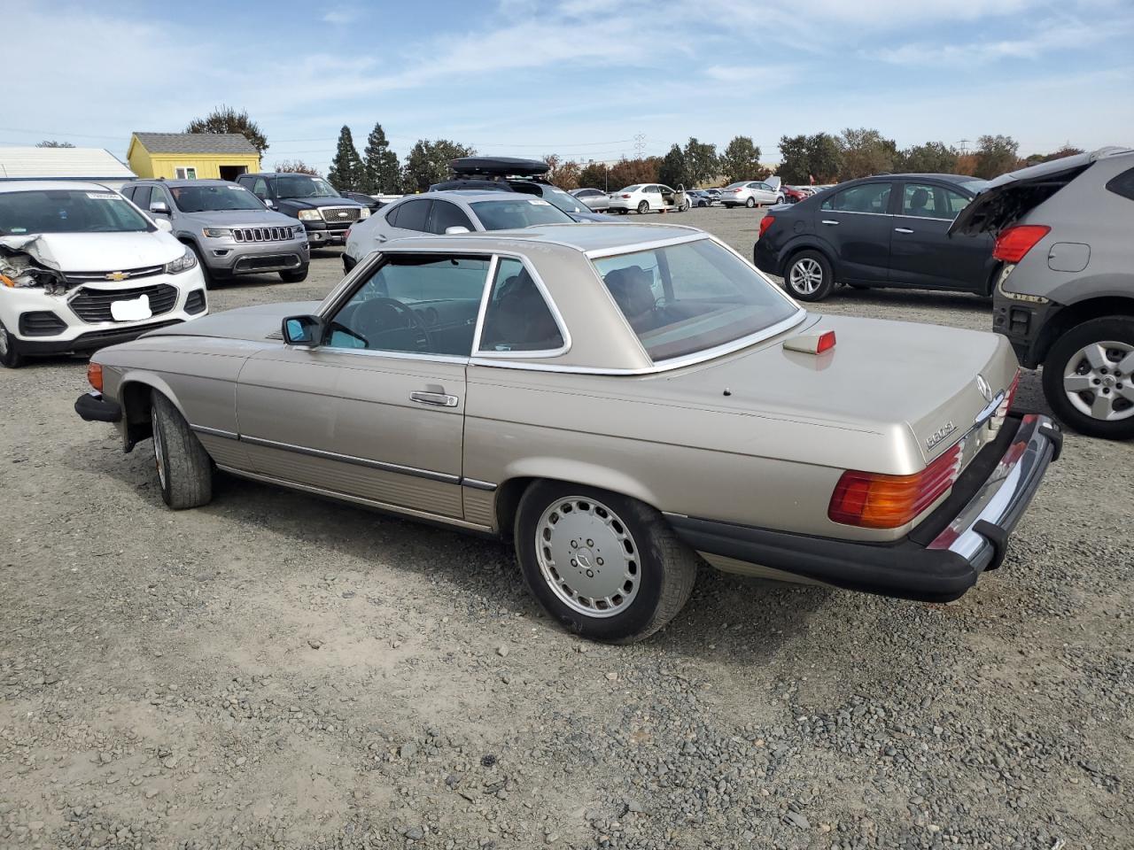 Lot #2974686078 1986 MERCEDES-BENZ 560 SL