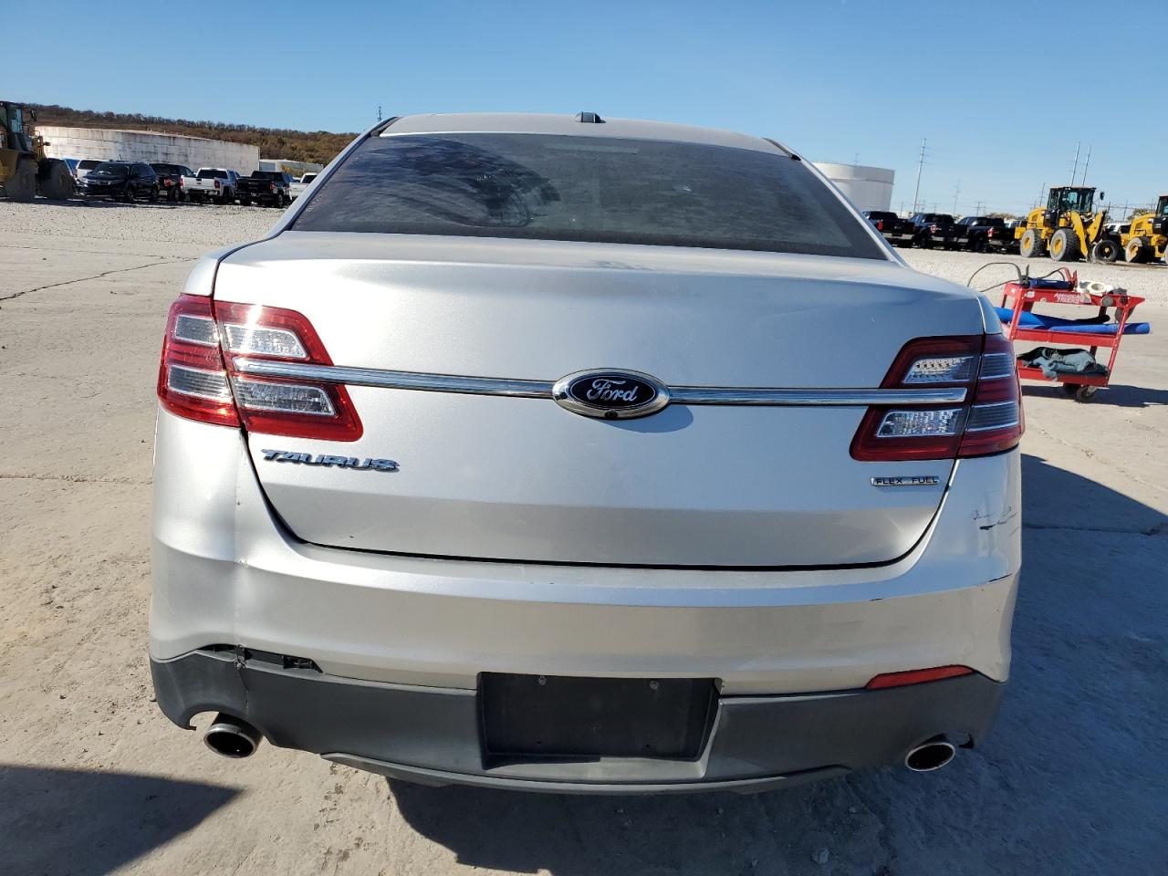 Lot #3024357549 2016 FORD TAURUS SE