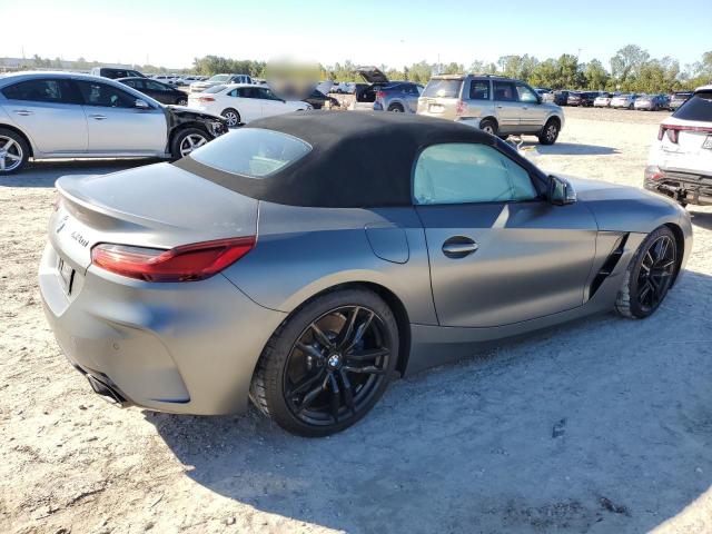 VIN WBAHF9C04LWW40647 2020 BMW Z4 no.3