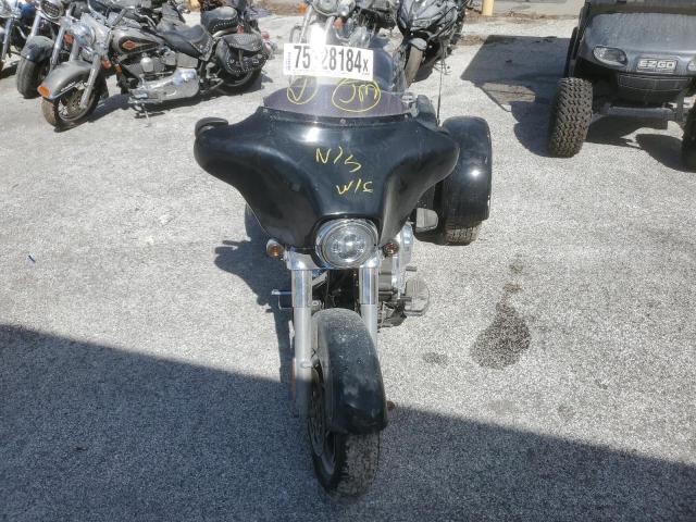 2010 HARLEY-DAVIDSON FLHXXX 1HD1MBM17AB851157
