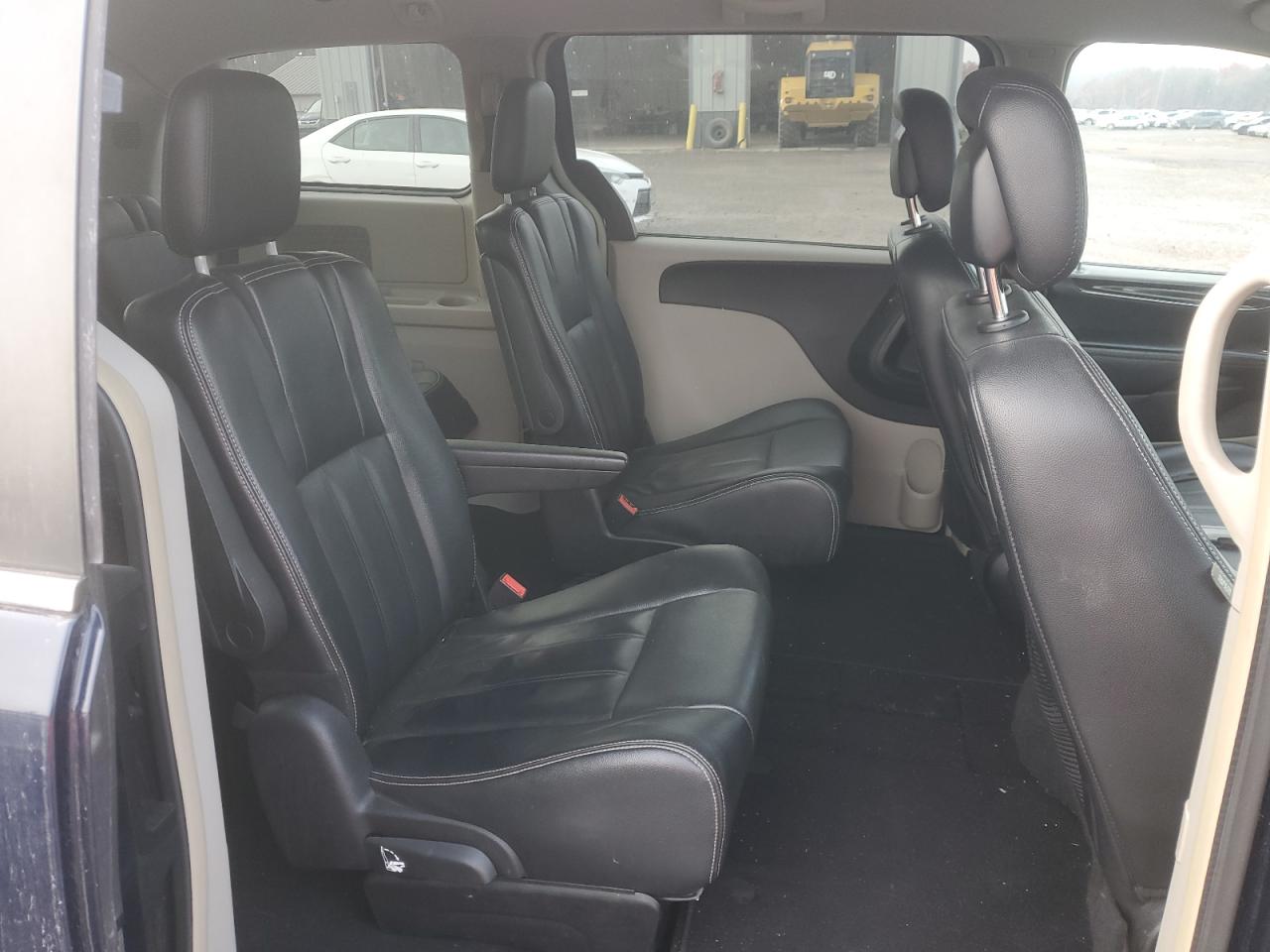 CHRYSLER TOWN & COUNTRY TOURING