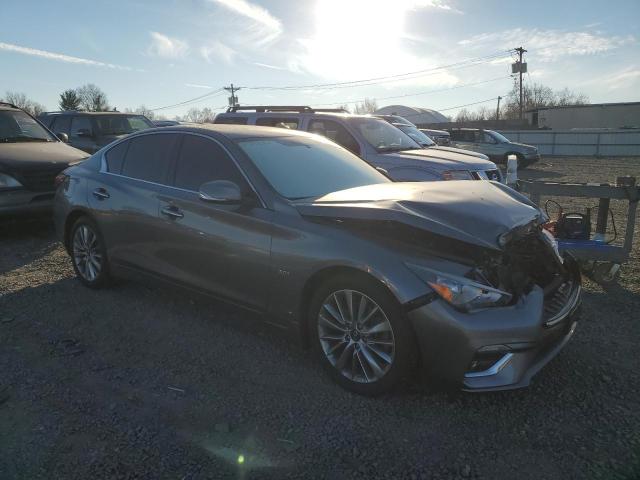 2019 INFINITI Q50 LUXE - JN1EV7AR2KM552496