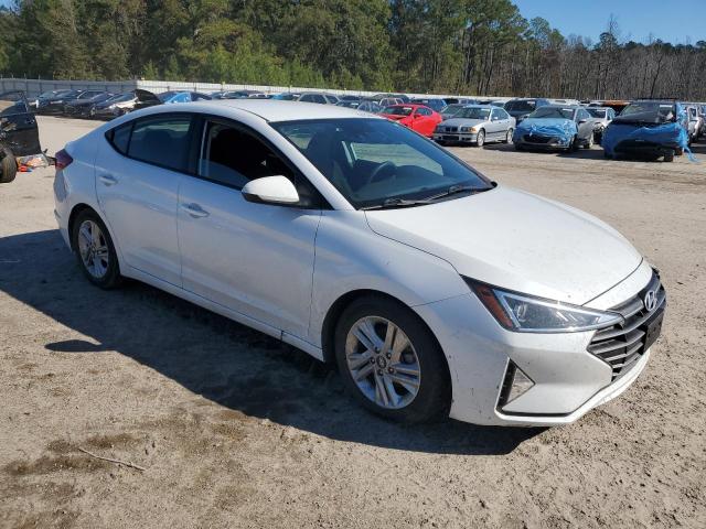 2020 HYUNDAI ELANTRA SE - 5NPD84LF4LH568695