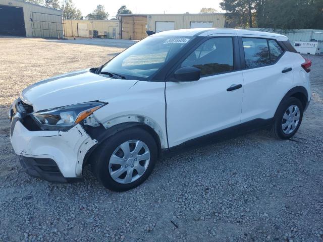 NISSAN KICKS S