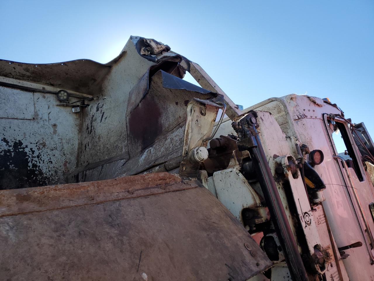 Lot #3210765940 2019 KENWORTH CONSTRUCTI