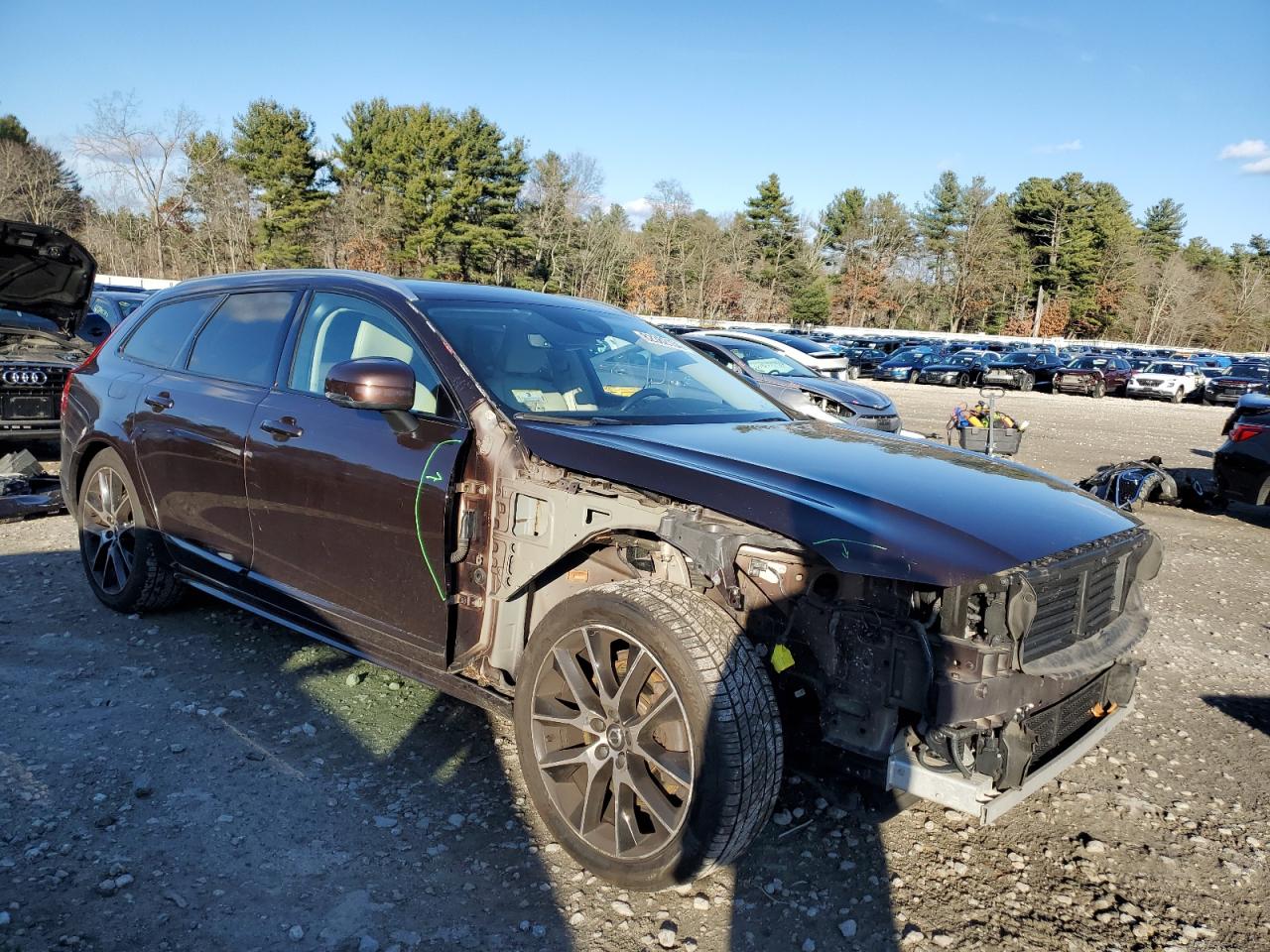 Lot #3037156540 2017 VOLVO V90 CROSS