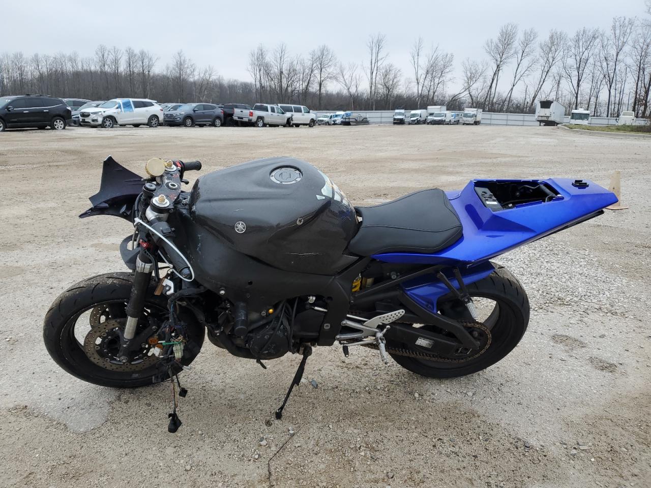 Lot #3038130840 2003 YAMAHA YZFR1