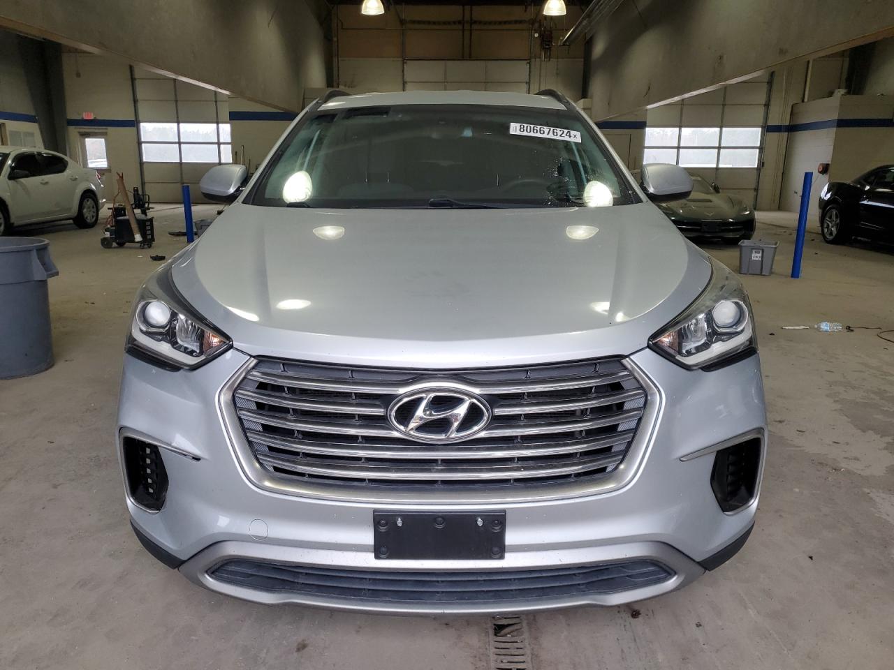 Lot #3025816304 2017 HYUNDAI SANTA FE S