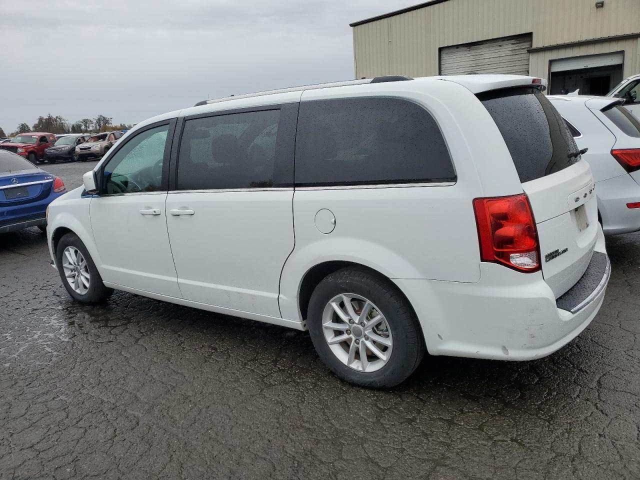 Lot #3027099779 2018 DODGE GRAND CARA