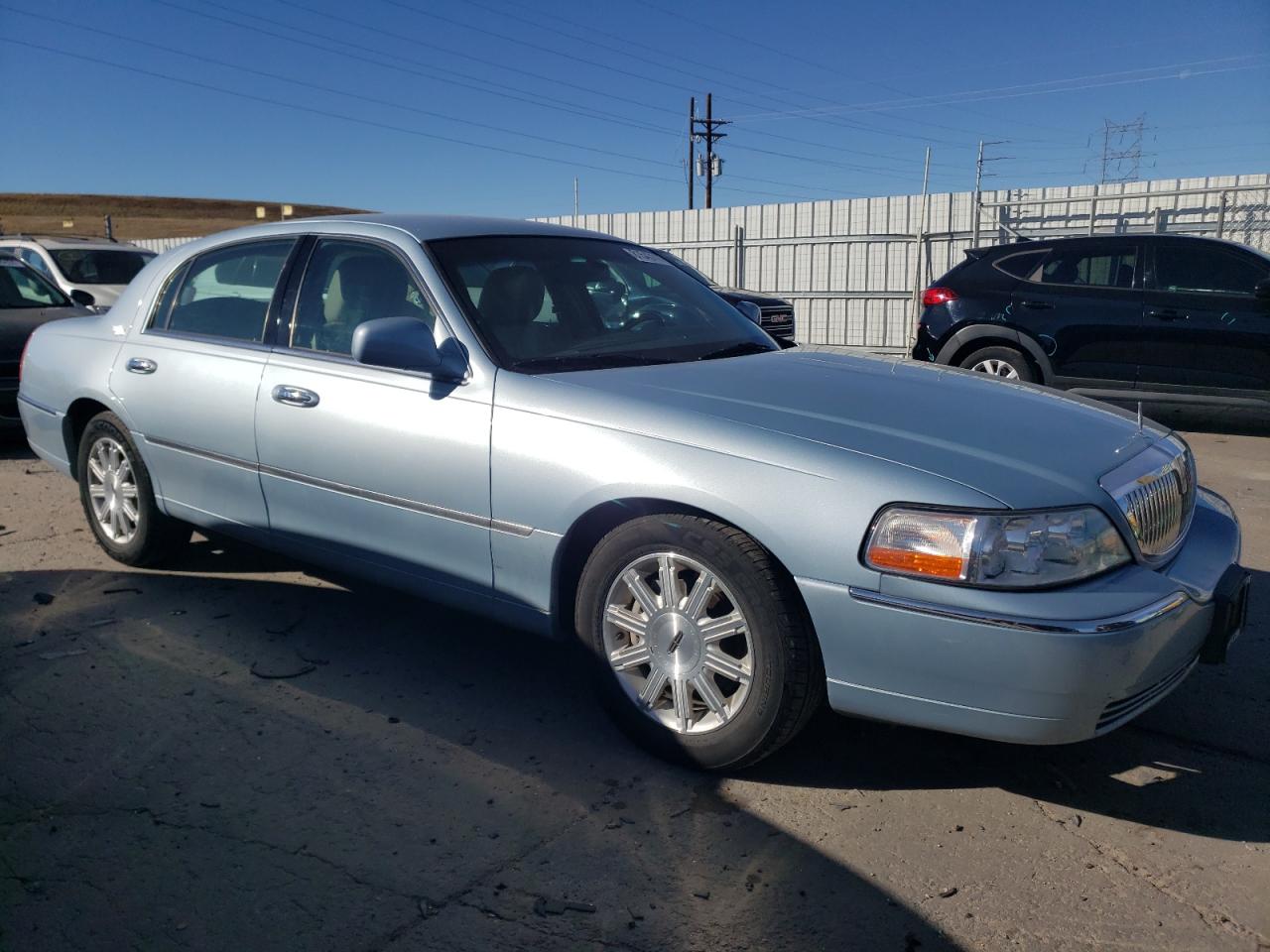 Lot #3004460797 2011 LINCOLN TOWN CAR S