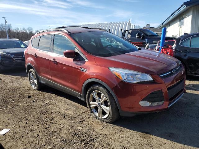 VIN 1FMCU9GX7FUB67400 2015 Ford Escape, SE no.4