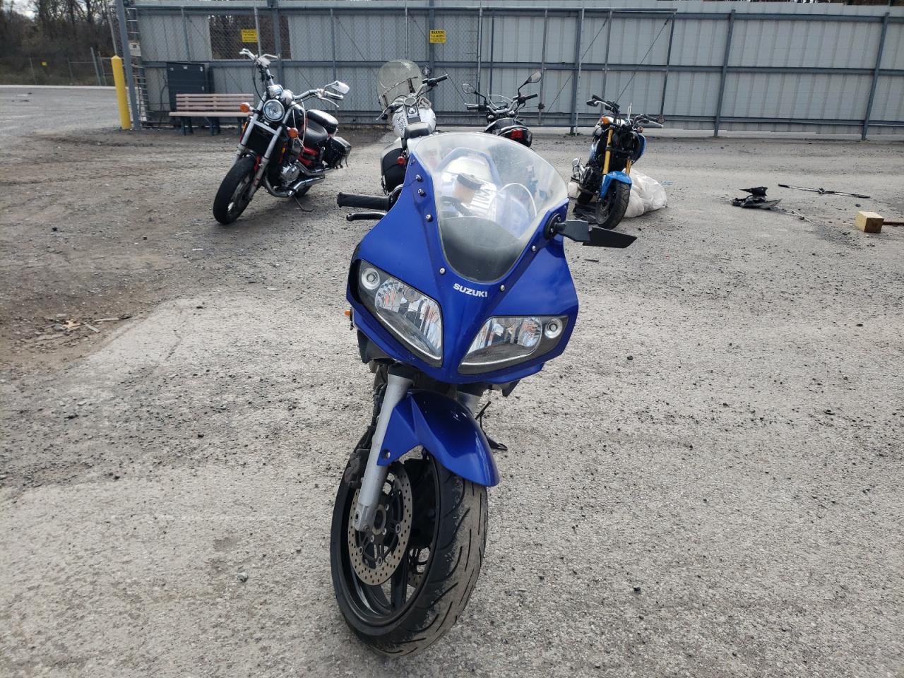 Lot #2991702080 2005 SUZUKI SV650