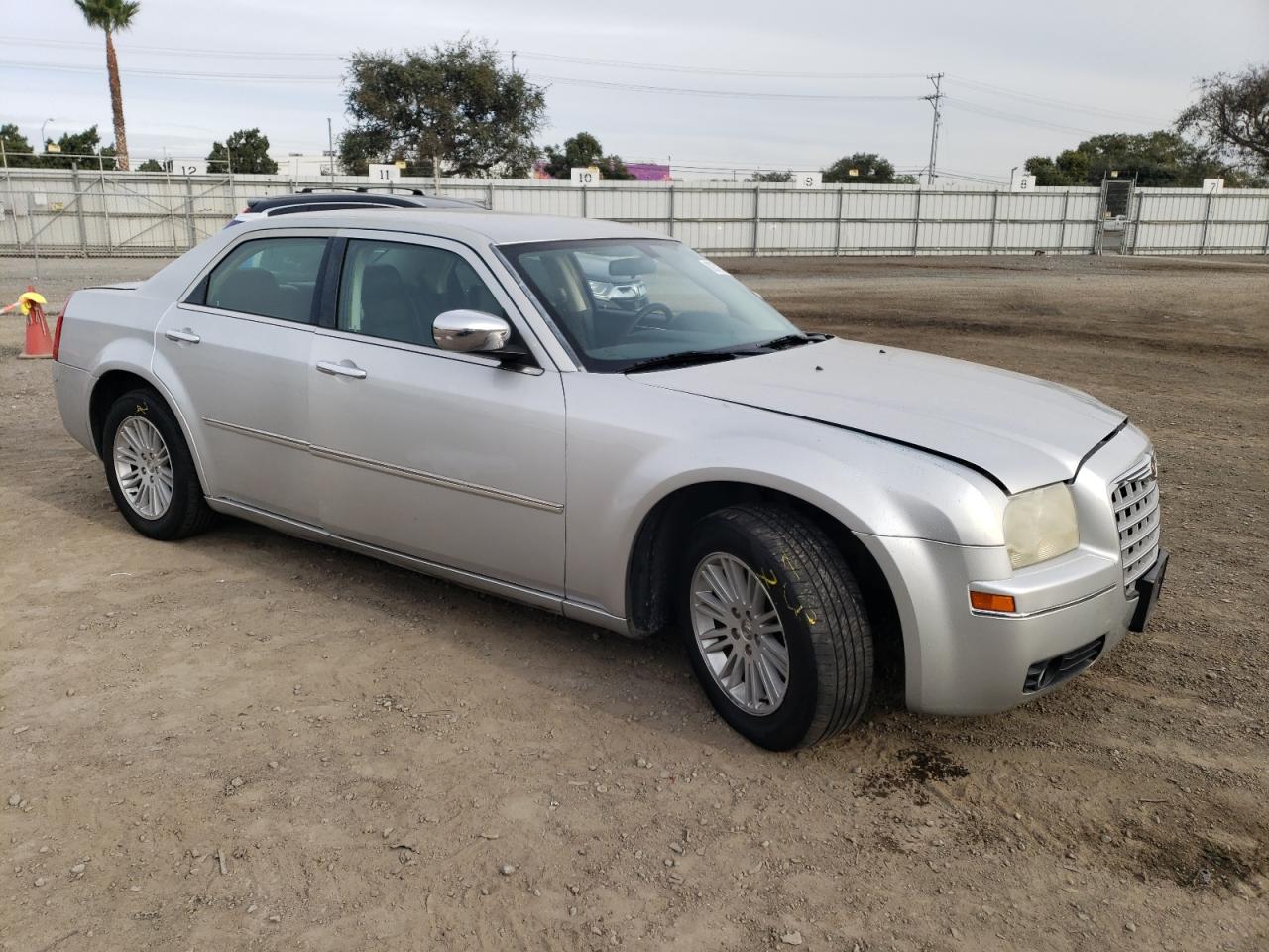 Lot #3024862415 2010 CHRYSLER 300 TOURIN