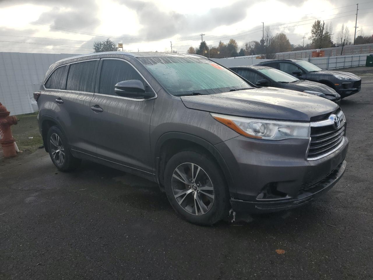 Lot #3025700300 2016 TOYOTA HIGHLANDER