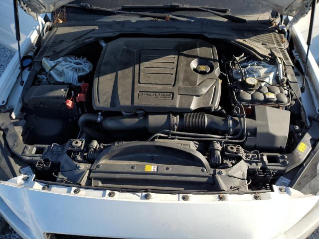 2018 JAGUAR XE SAJAR4FX7JCP27482