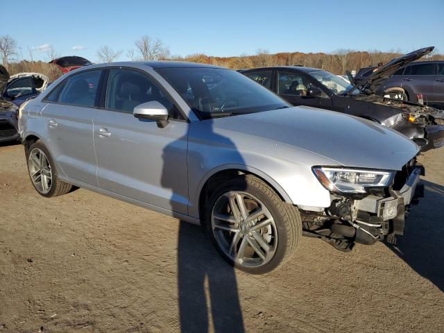 2018 AUDI A3 WAUB8GFF5J1024888