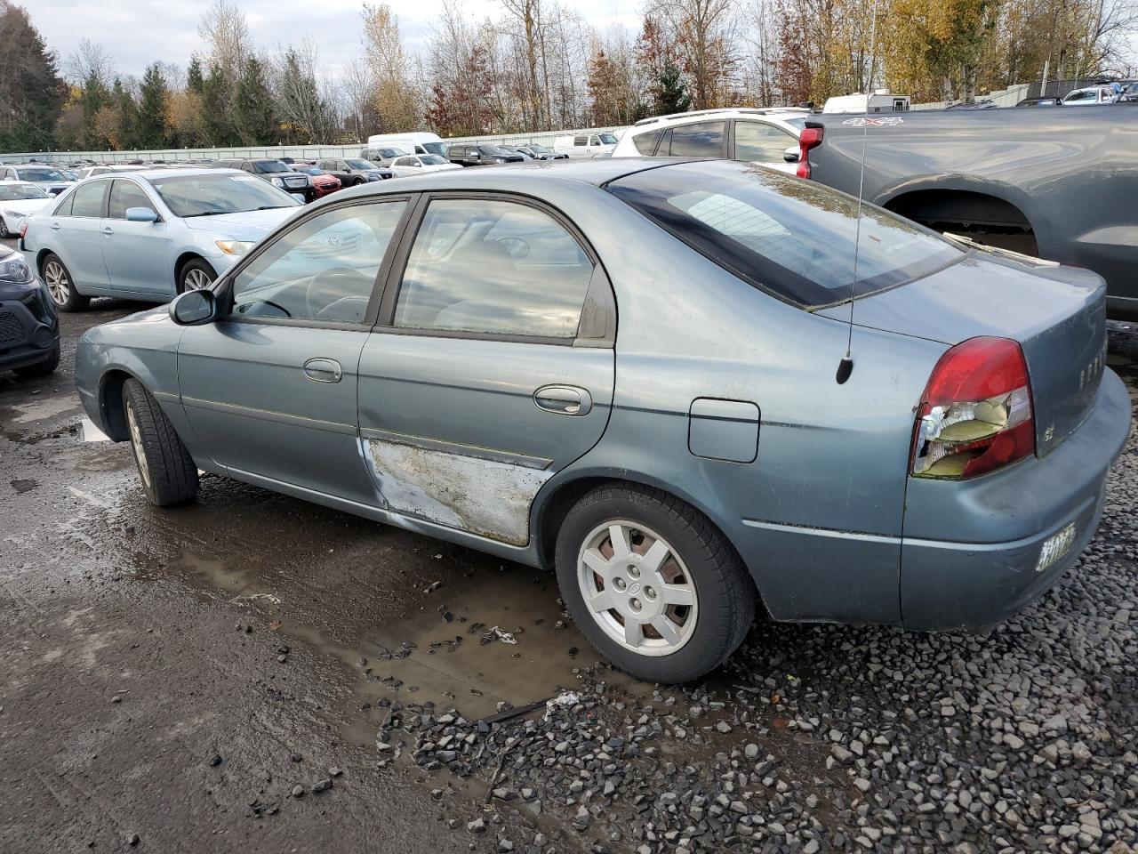 Lot #3020422177 2001 KIA SPECTRA GS