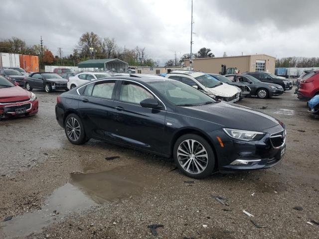 2018 BUICK REGAL ESSE W04GP6SX4J1081551