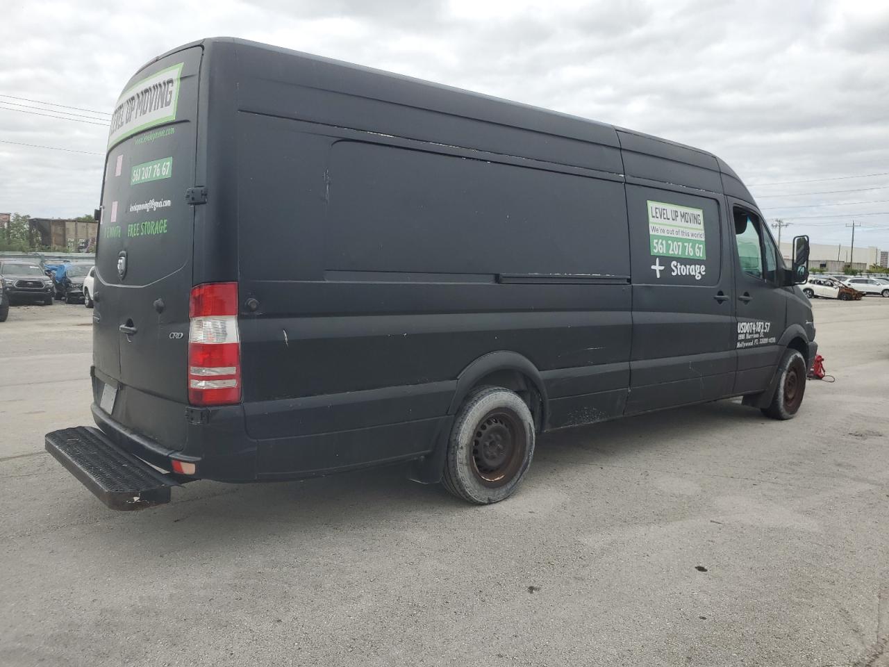 Lot #2990876309 2009 DODGE SPRINTER 2