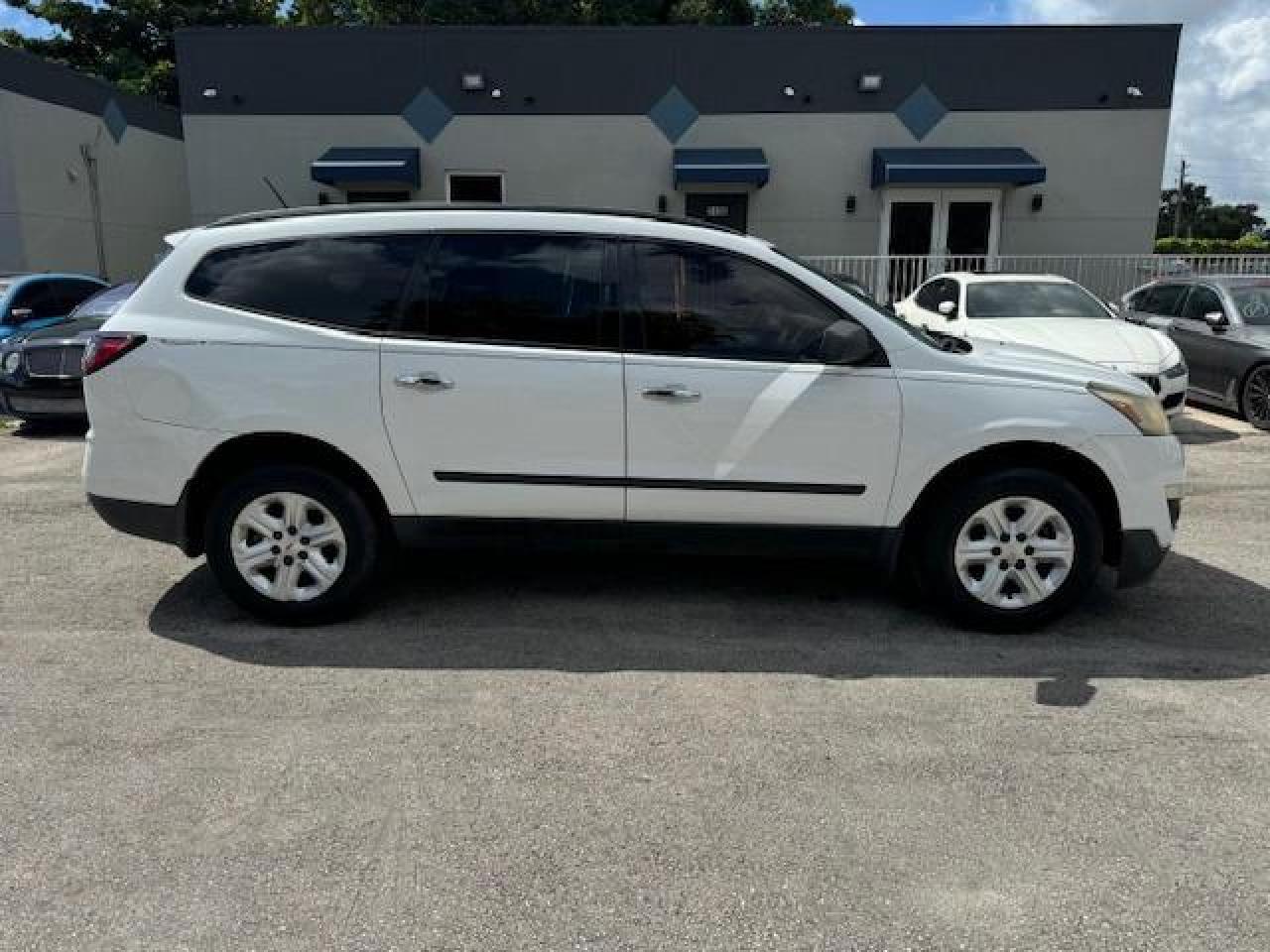 Lot #2976941686 2016 CHEVROLET TRAVERSE L