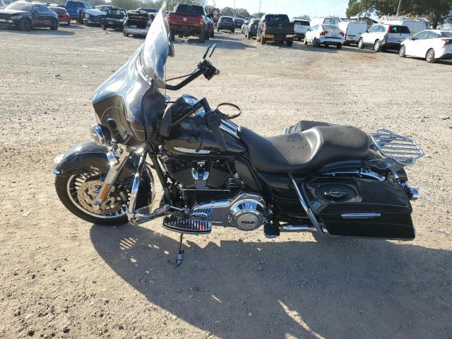 2011 HARLEY-DAVIDSON FLHTK - 1HD1KEM11BB674906