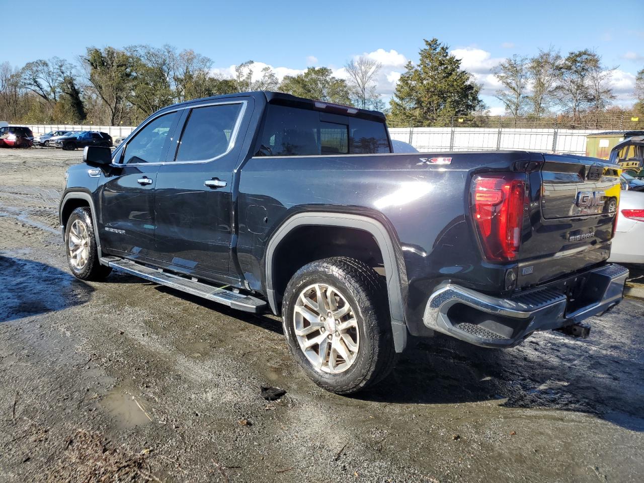 Lot #2989035562 2019 GMC SIERRA K15