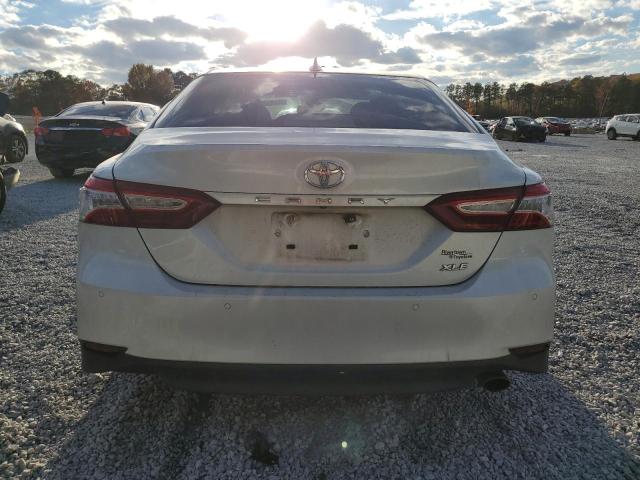 2018 TOYOTA CAMRY L - 4T1B11HK6JU139282