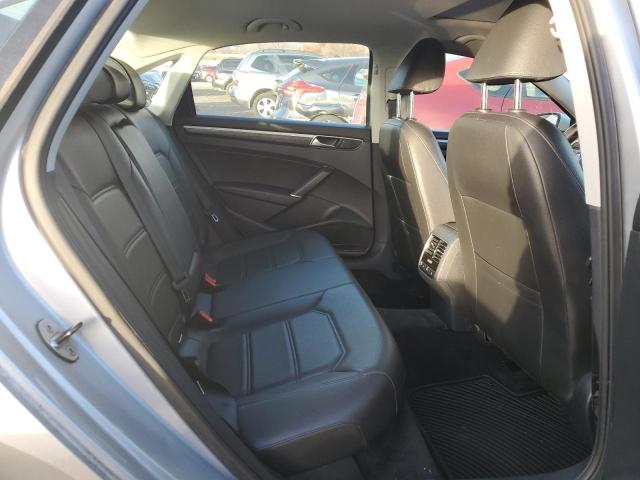 2016 VOLKSWAGEN PASSAT SE - 1VWBS7A31GC050979