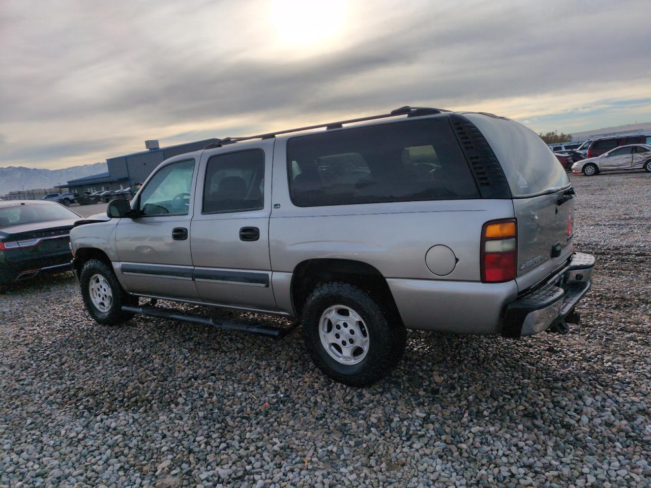 Lot #3021148305 2002 CHEVROLET SUBURBAN K