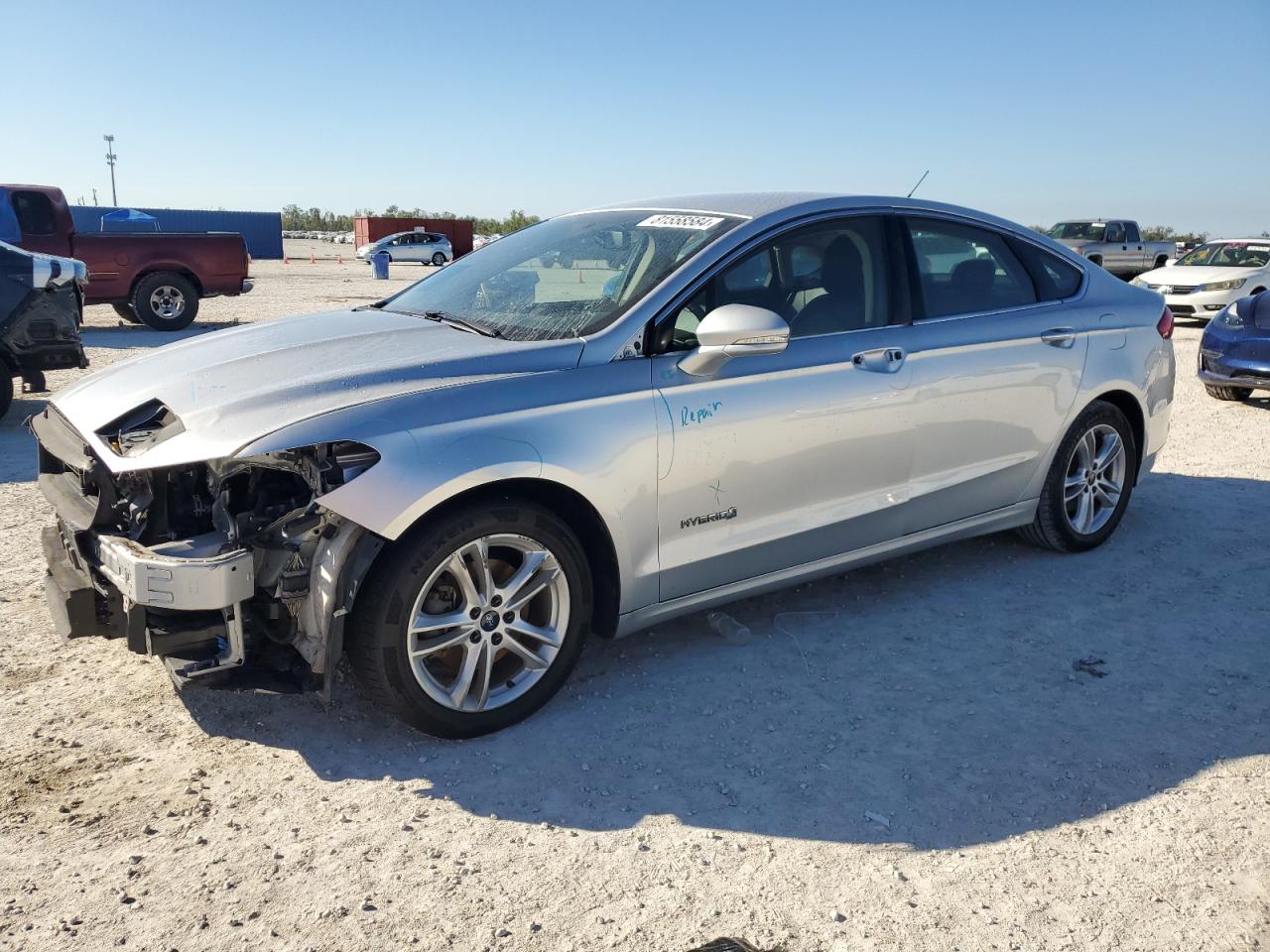  Salvage Ford Fusion