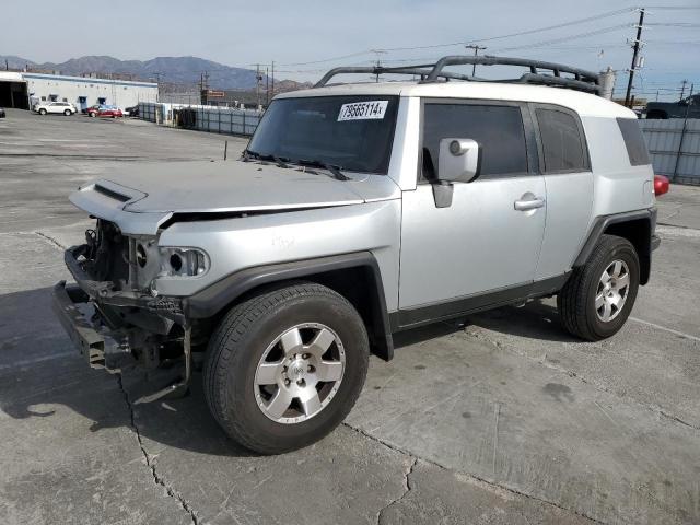 TOYOTA FJ CRUISER 2007 silver  gas JTEZU11F770017100 photo #1