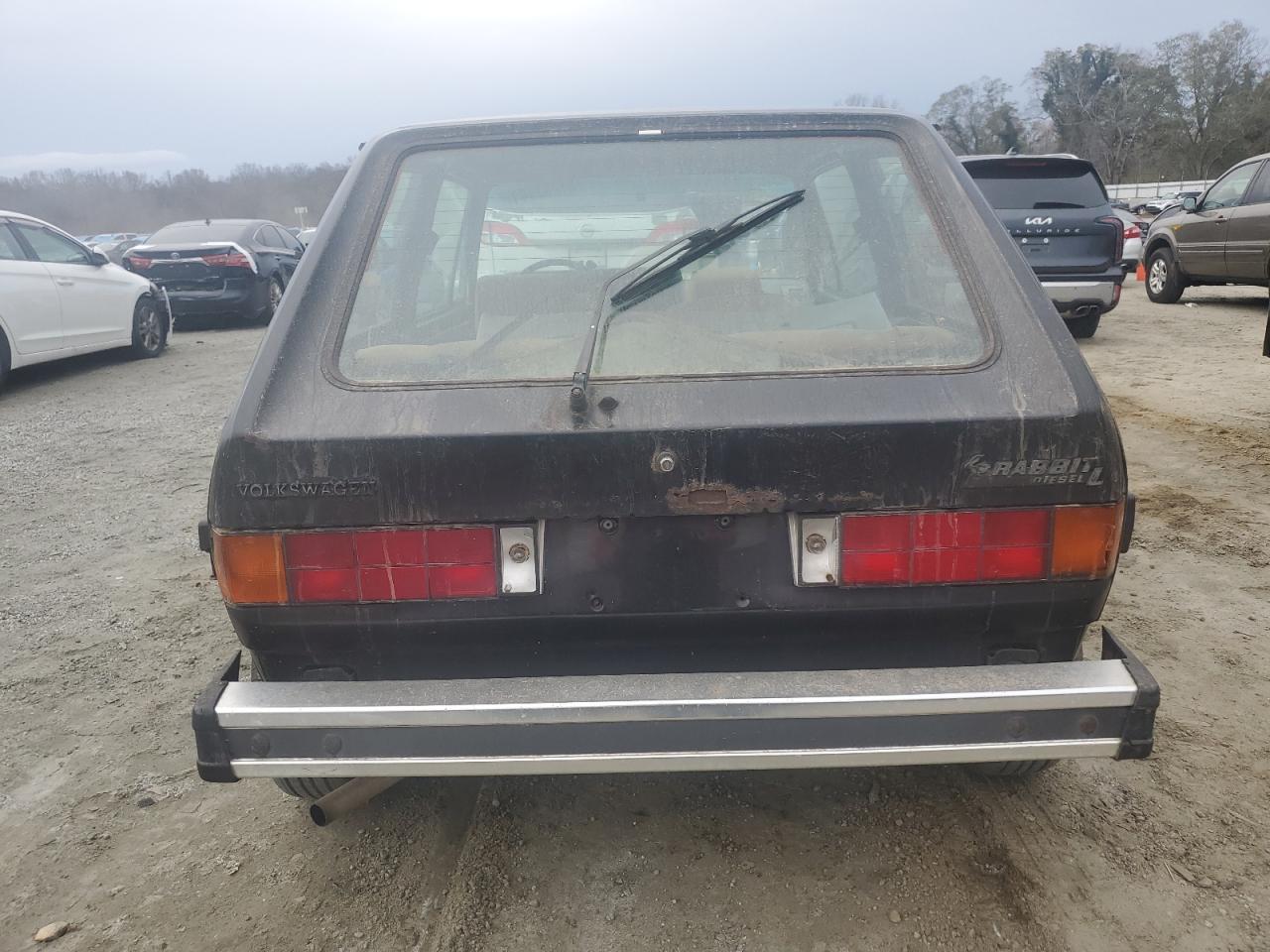 Lot #2989035577 1981 VOLKSWAGEN RABBIT L C