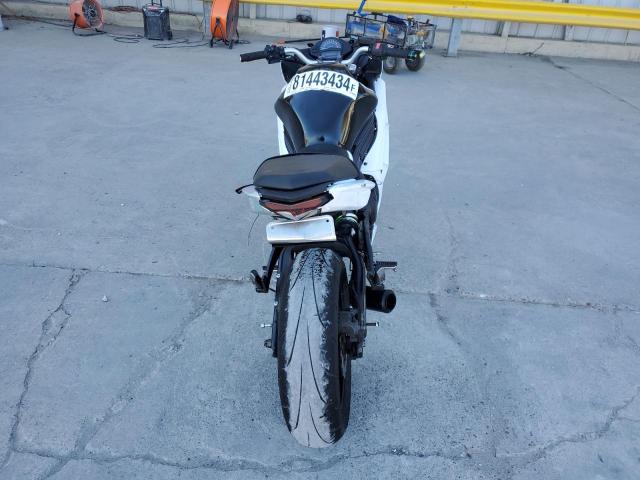 2015 KAWASAKI EX650 F - JKAEXEF11FDA19640