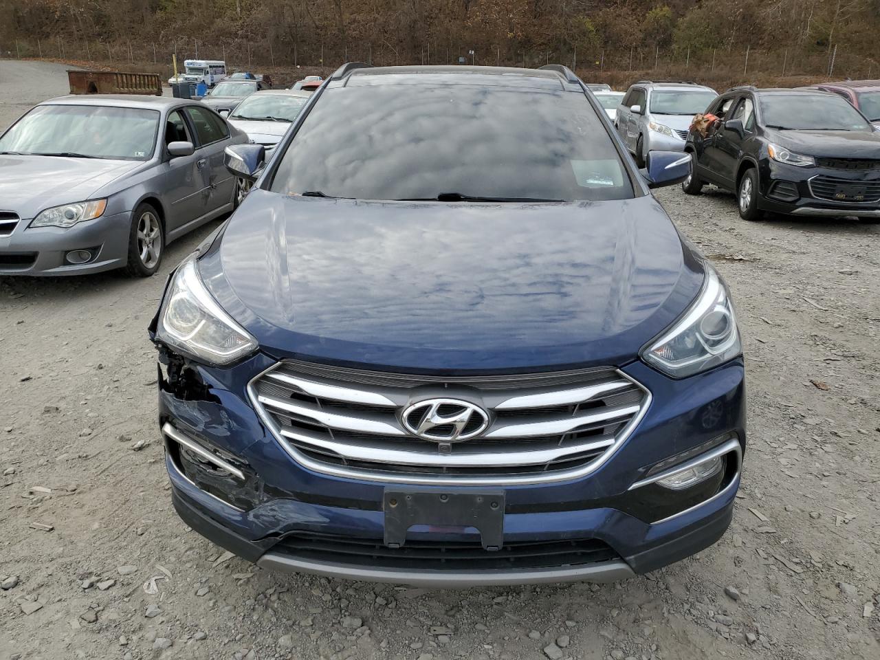 Lot #2955241662 2017 HYUNDAI SANTA FE S