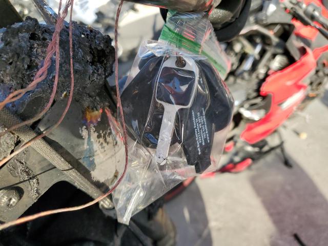 2018 HARLEY-DAVIDSON FLDE DELUX 1HD1YCJ11JC068750