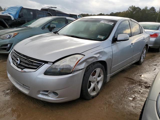 NISSAN ALTIMA SR