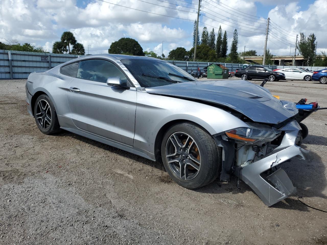 Lot #2994168323 2020 FORD MUSTANG