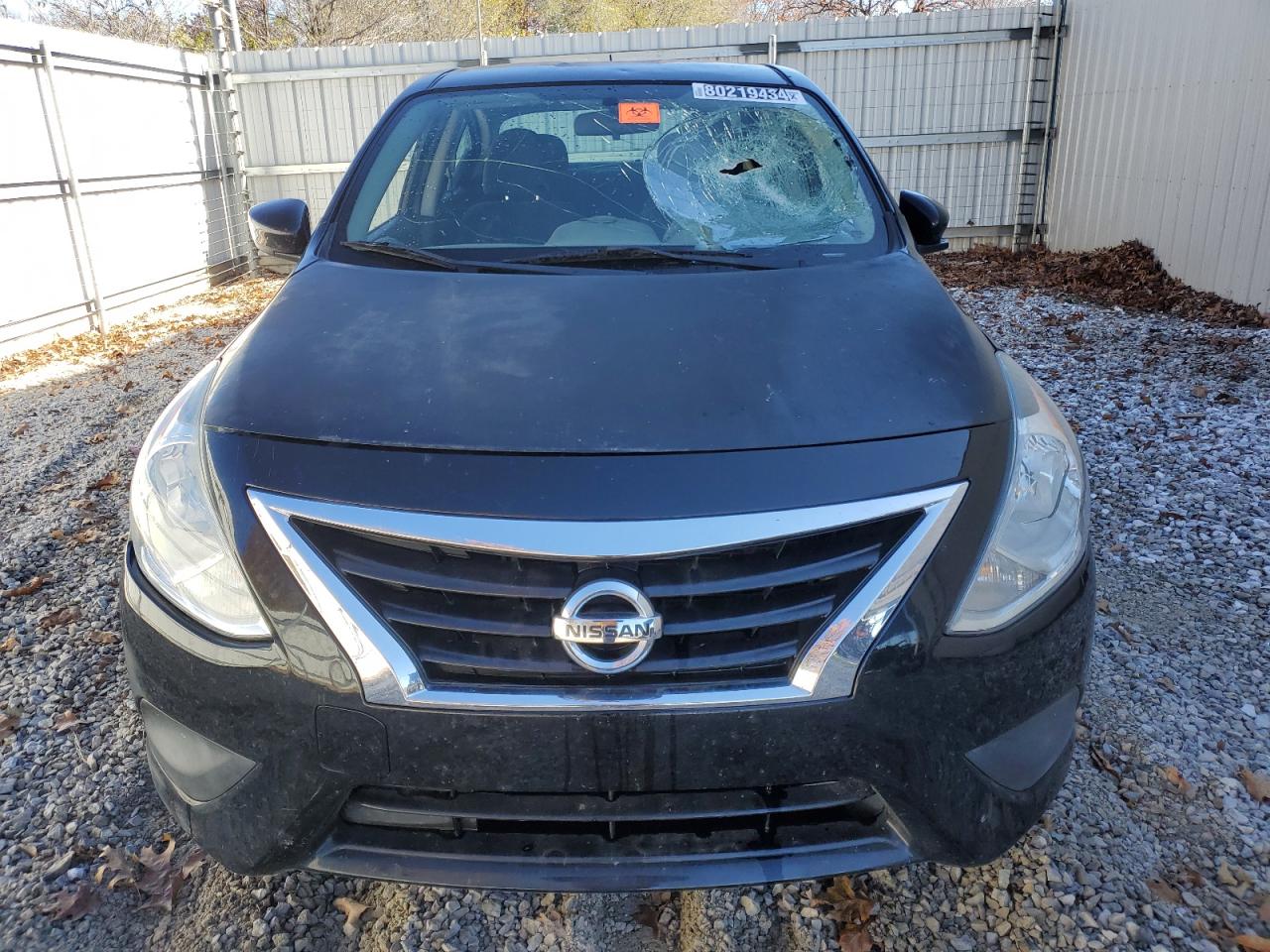 Lot #3034346081 2018 NISSAN VERSA S