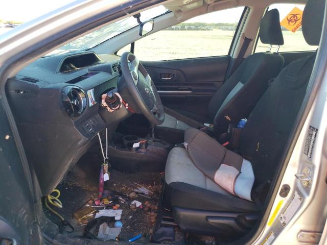 2016 TOYOTA PRIUS C - JTDKDTB35G1131001
