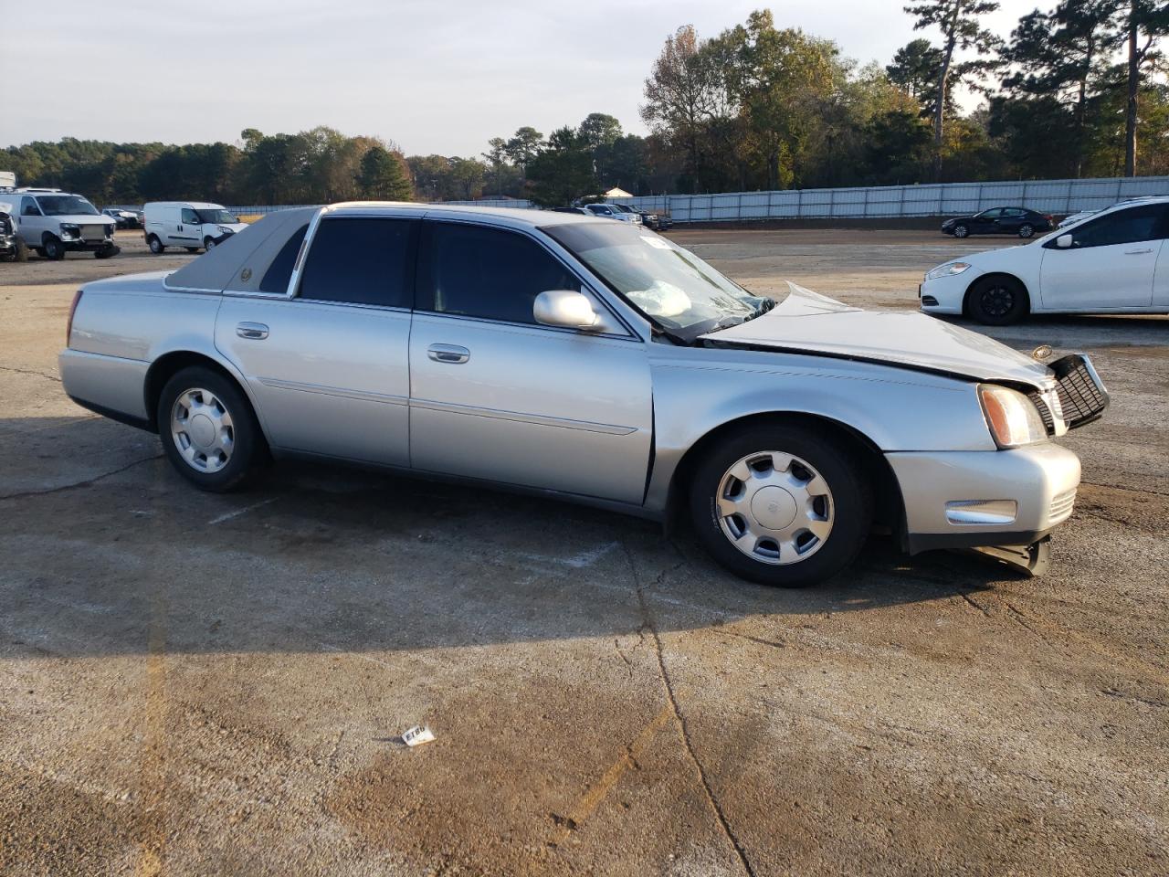 Lot #3030622100 2000 CADILLAC DEVILLE