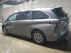 TOYOTA SIENNA LE photo