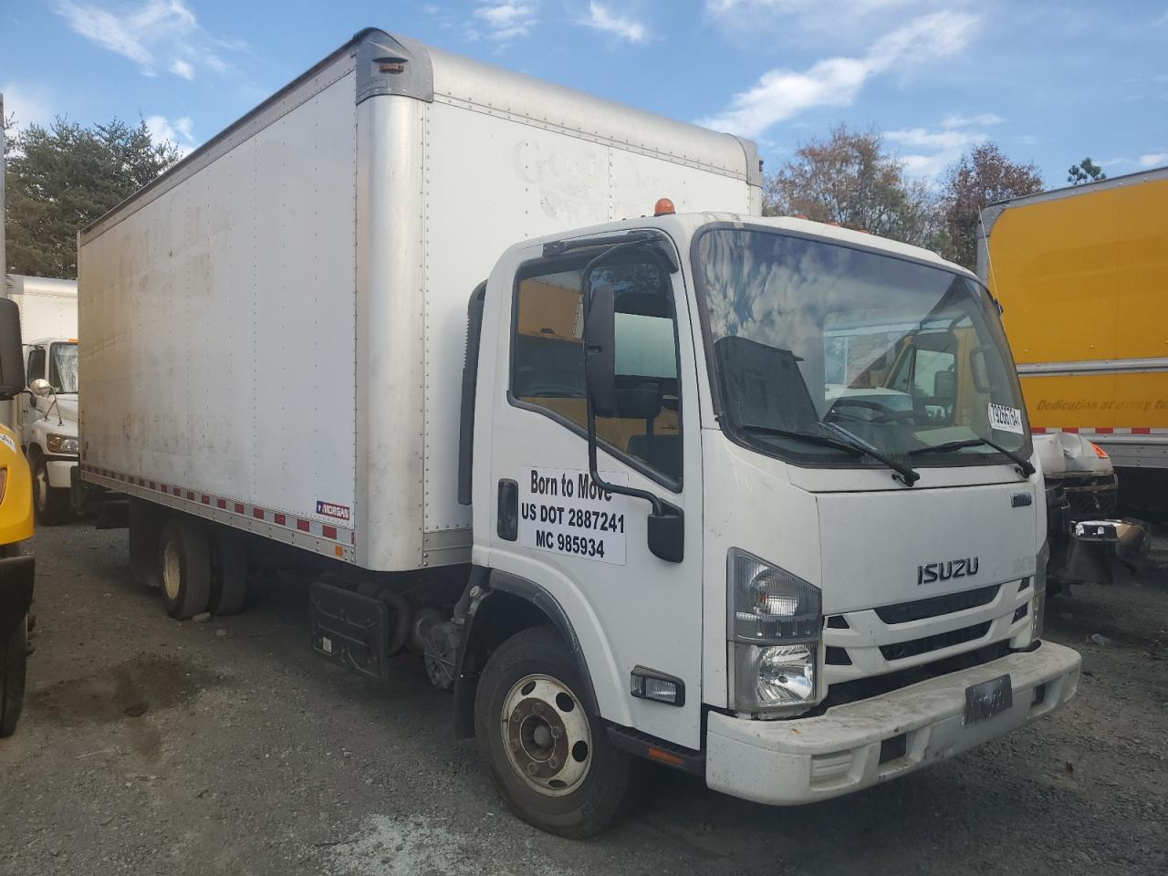 Lot #3024161845 2018 ISUZU NPR