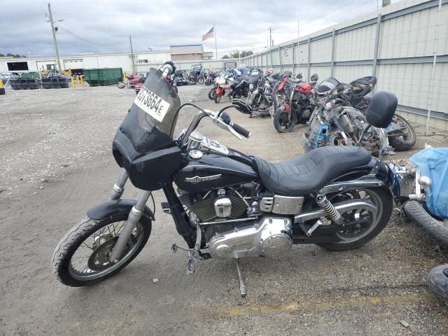 2011 HARLEY-DAVIDSON FXDC 1HD1GV41XBC327196